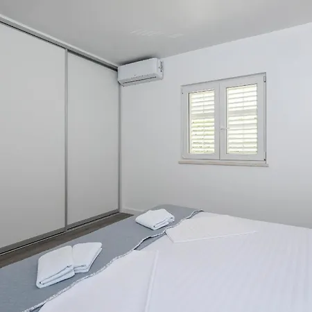 Ferienwohnung Fuer 5 Personen Ca 104 Qm In Orebic, Dalmatien Sueddalmatien *