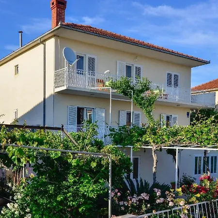 Ferienwohnung Fuer 5 Personen Ca 104 Qm In Orebic, Dalmatien Sueddalmatien Apartman